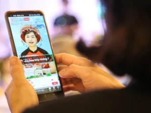 Quảng cáo bán hàng qua Livestream trực tiếp