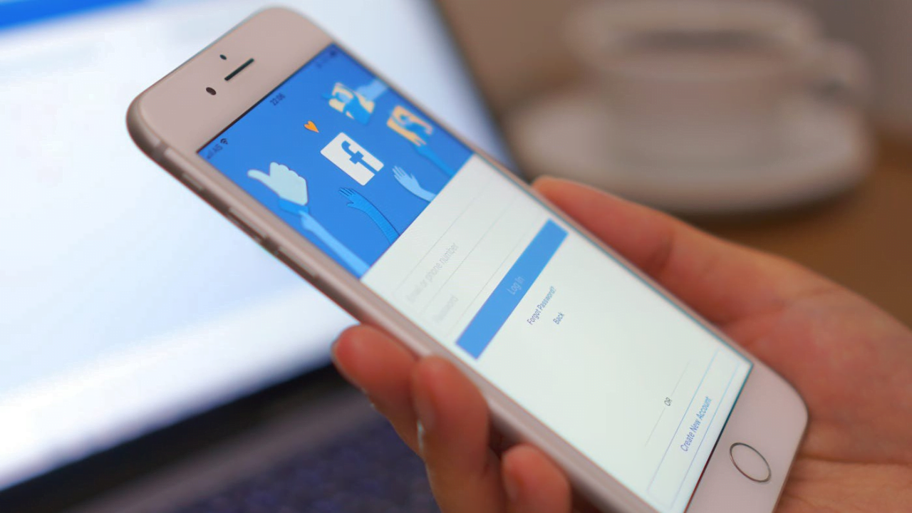 xây dựng thương hiệu cá nhân trên Facebook xay-dung-thuong-hieu-ca-nhan-tren-facebook